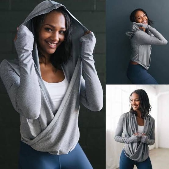 ZYIA Tops - ZYIA ACTIVE Yoga Shawl Grey Hooded, XXL (A5)
